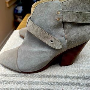 Rag and bone Harrow booties EUC